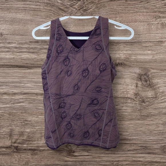 lululemon athletica Tops - ⭐️Lululemon Purple Tank With Feather Print Size 8